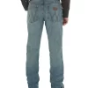 Wrangler 20X Men's 02 Competition Advanced Comfort Jeans