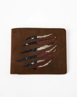 Cody James Men's Americana Bi-Fold Wallet