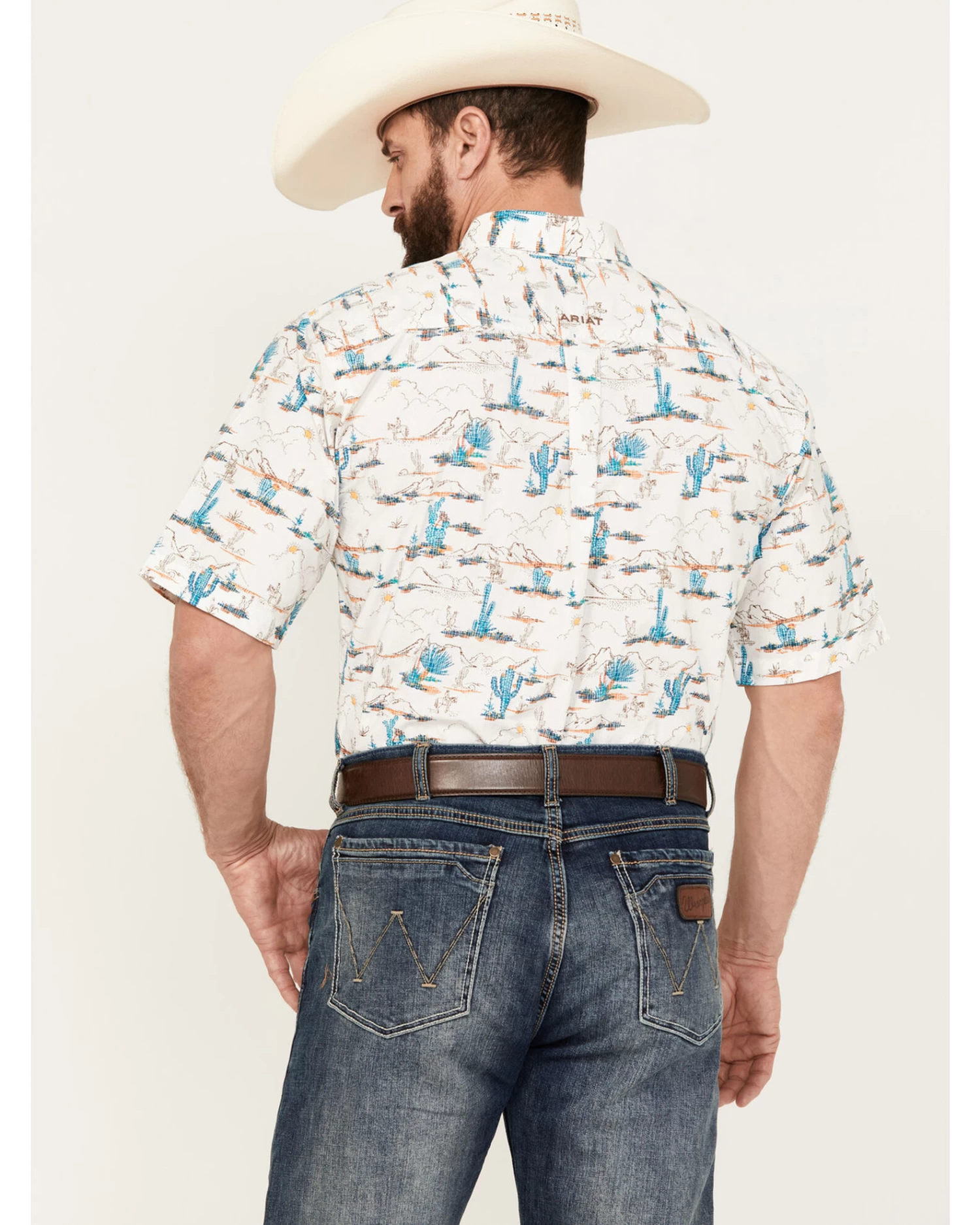 Ariat Men's Krish Classic Fit Button-Down Short Sleeve Western Shirt 4 Ariat Men's Krish Classic Fit Button-Down Short Sleeve Western Shirt - Image 4